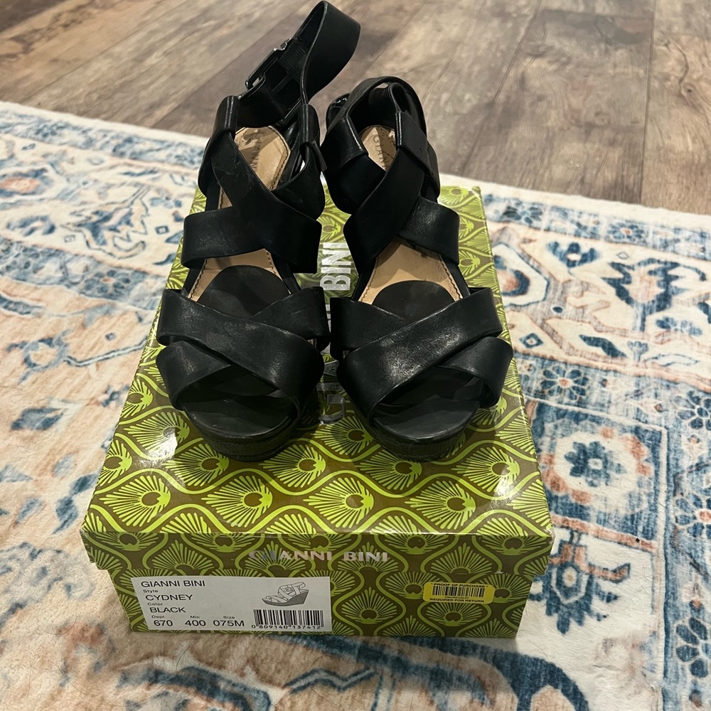 Gianni Bini CYDNEY Black Wedge